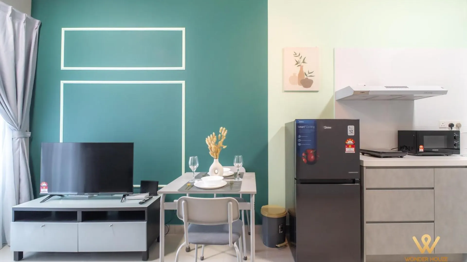 Modern Luxury Living In The Heart Of Damansara -2R2B 6 Pax Apartment Petaling Jaya 0*,  Malaysia